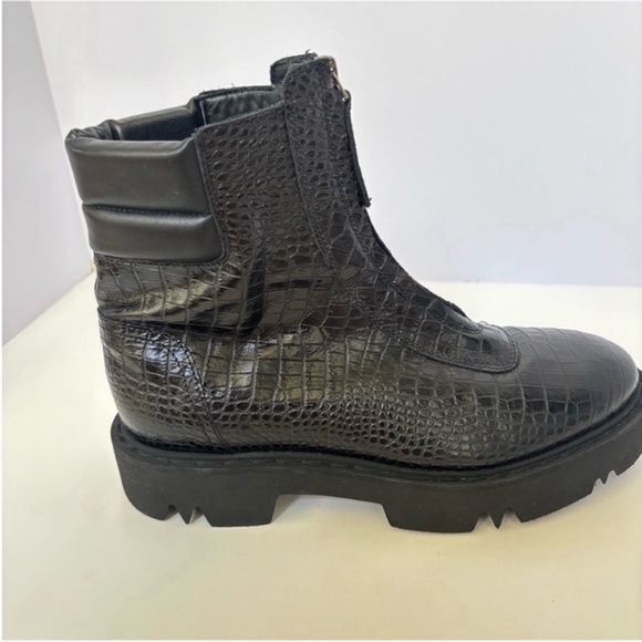 Aquatalia Harlo Combat Boots Croc Embossed Lug Sole Leather Black Size 10.5 - Picture 13 of 15